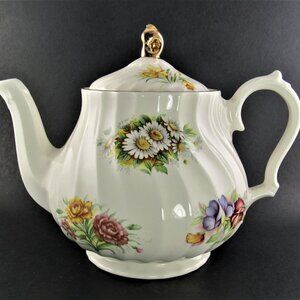 VINTAGE CHURCHILL TEAPOT FLORAL LILY OF THE VALLEY MADE IN ROMANIA 40 OZ.